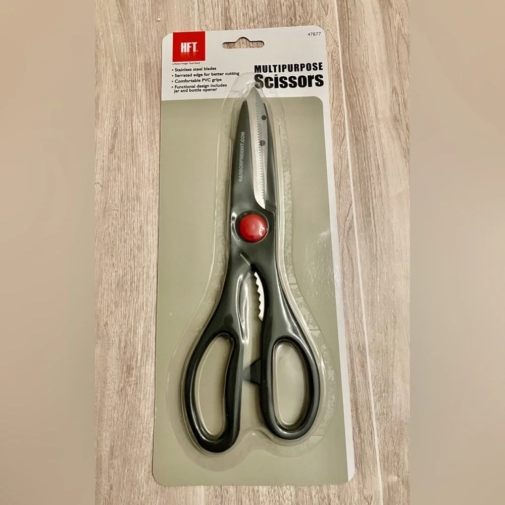 Harbor Freight Heavy Duty Utility Muti-Purpose Black Scissors NWT